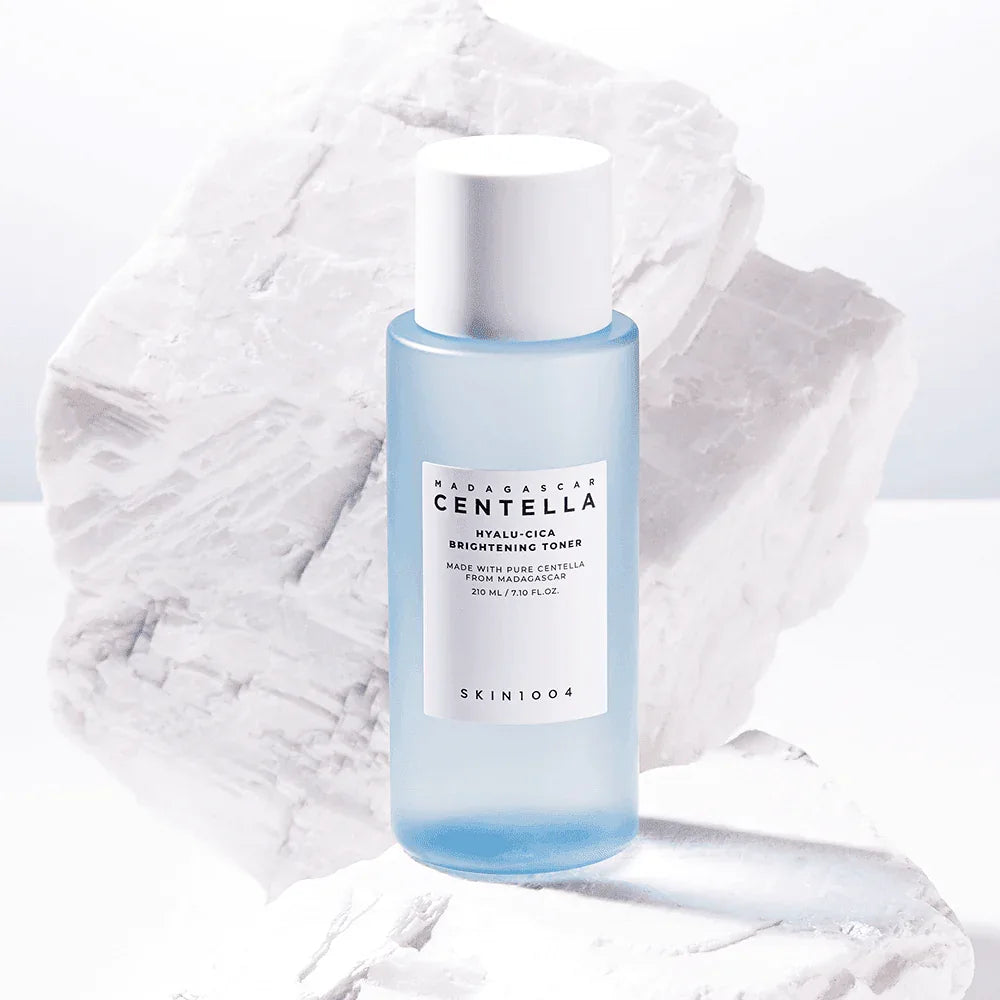 Skin1004 Madagascar Centella Hyalu-Cica Brightening Toner 210ml - Kbeauty.sale