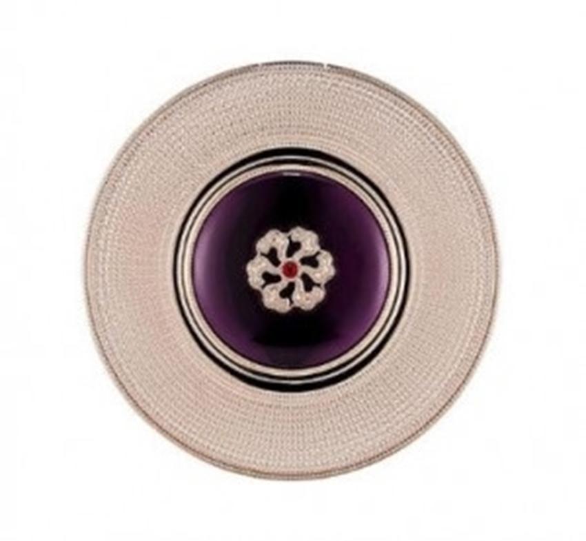 Thefaceshop Yehwadam BB cushion in light beige with ornate gold compact case