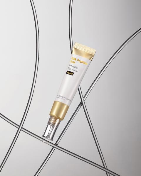Sungboon Editor Silk Peptide EGF Intensive Eye Cream in a 30ml white squeeze tube